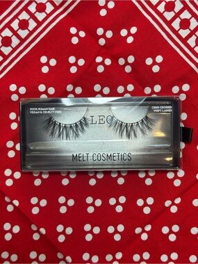 Melt Cosmetics LEO Wispy 100% Human Black Eyelashes